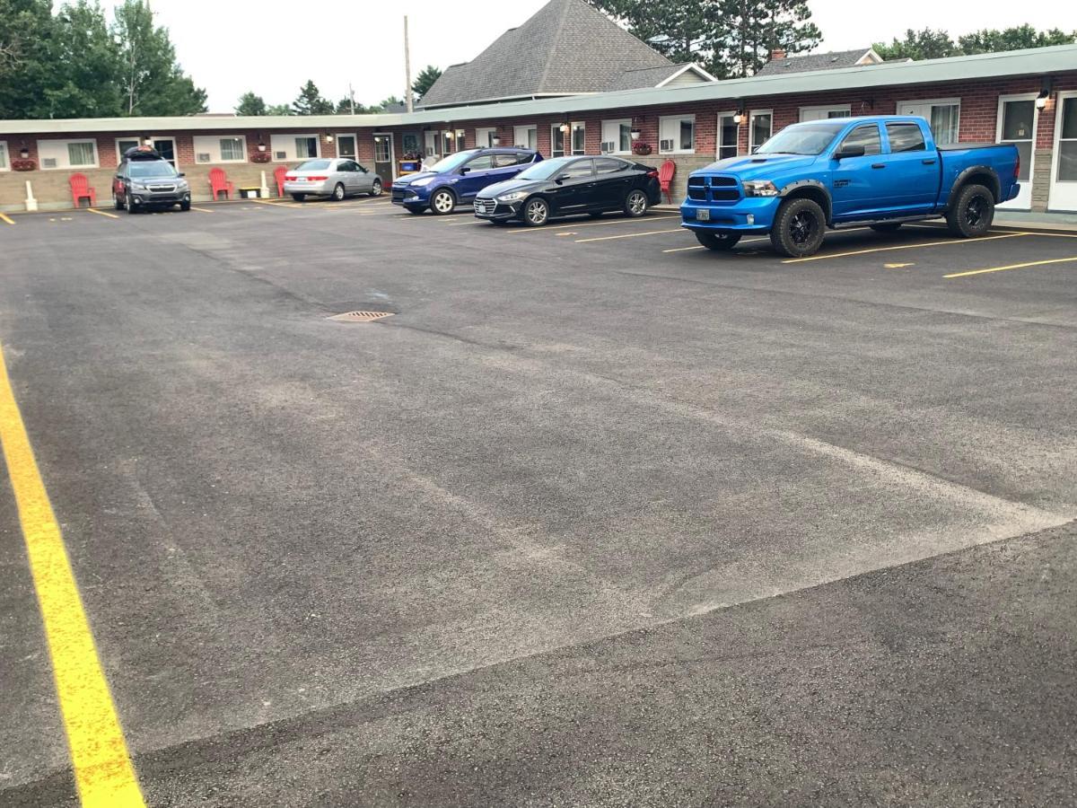 Trunk Road Motel Sault Ste. Marie Exteriér fotografie