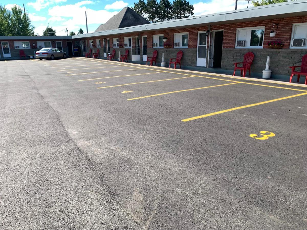Trunk Road Motel Sault Ste. Marie Exteriér fotografie